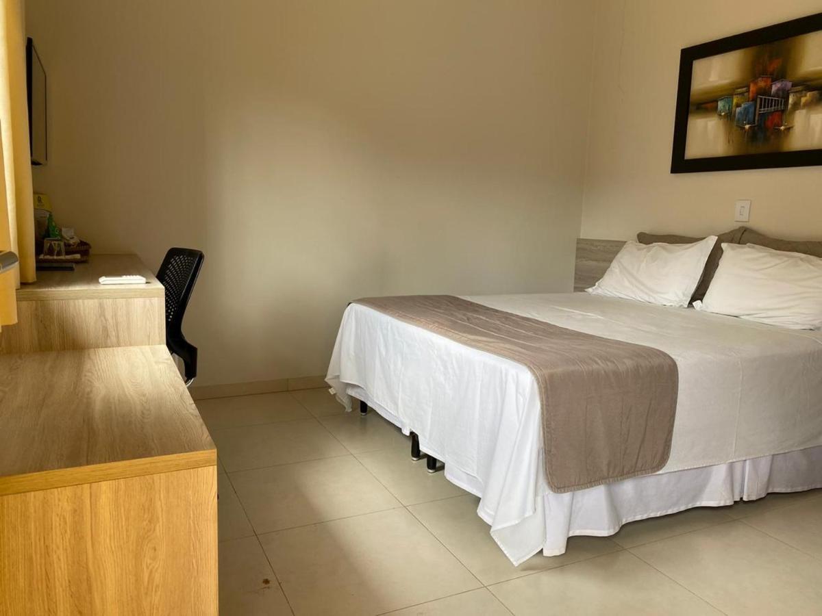 Rossi Hotel Comodoro エクステリア 写真